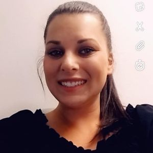 Meet your Posher, Danielle